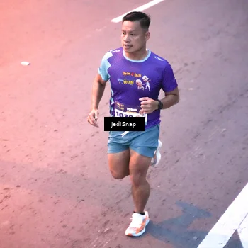 Runner Photo 8232879