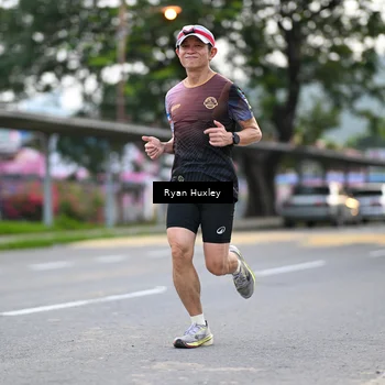 Runner Photo 8232896