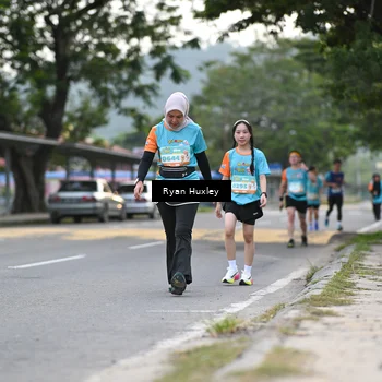 Runner Photo 8232909
