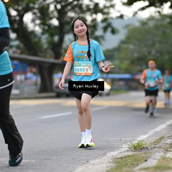 Runner Photo 8232924