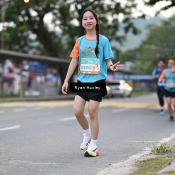 Runner Photo 8232925