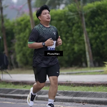 Runner Photo 8232951
