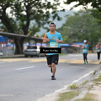 Runner Photo 8232999