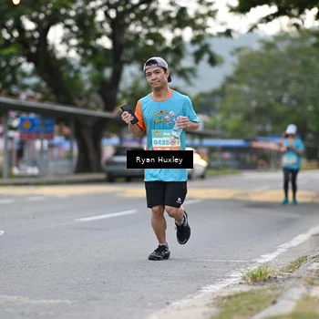 Runner Photo 8233003