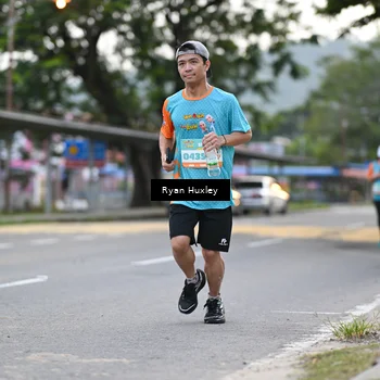 Runner Photo 8233004