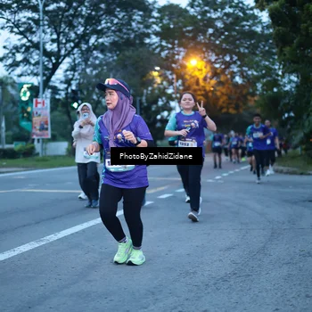 Runner Photo 8233009