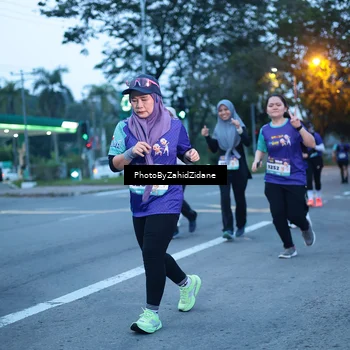 Runner Photo 8233010