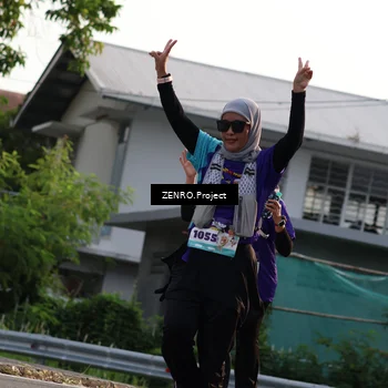 Runner Photo 8233023