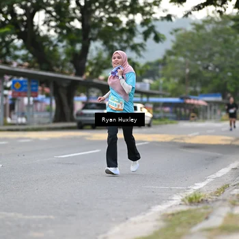 Runner Photo 8233024