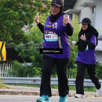 Runner Photo 8233031