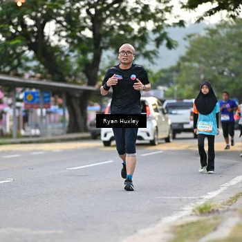 Runner Photo 8233041