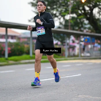 Runner Photo 8233043
