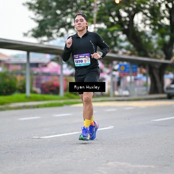 Runner Photo 8233044