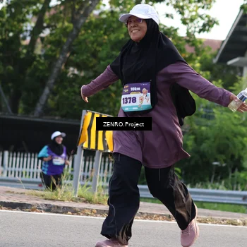 Runner Photo 8233076