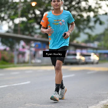 Runner Photo 8233112