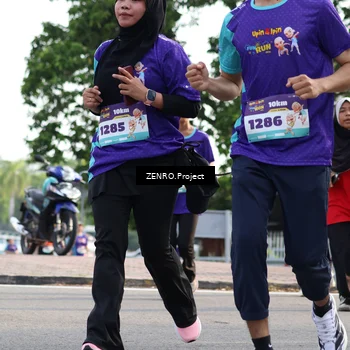 Runner Photo 8233132