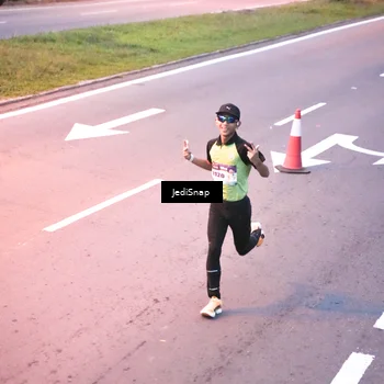 Runner Photo 8233137