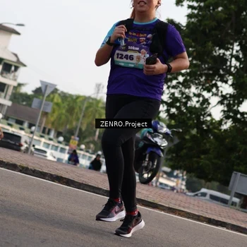 Runner Photo 8233140