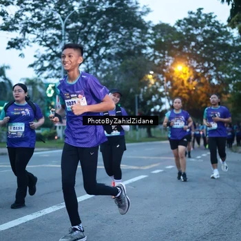 Runner Photo 8233172