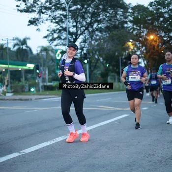 Runner Photo 8233176