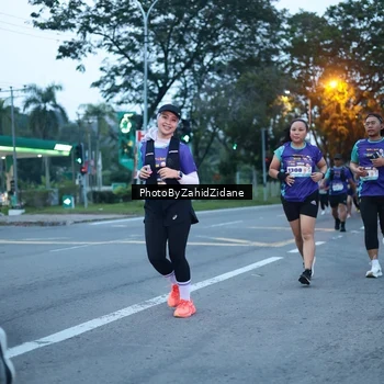 Runner Photo 8233181