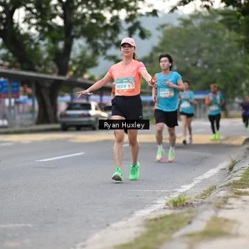 Runner Photo 8233186