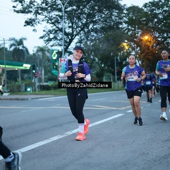 Runner Photo 8233187