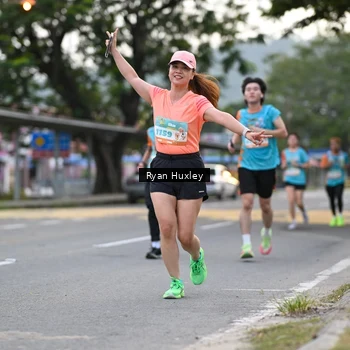 Runner Photo 8233189