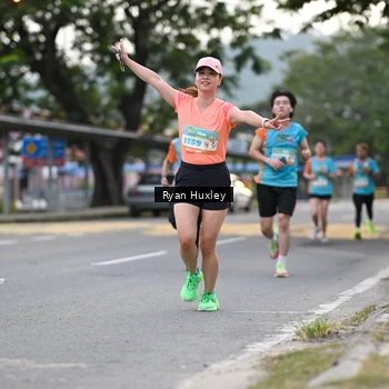 Runner Photo 8233190