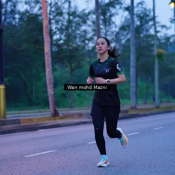 Runner Photo 8233221