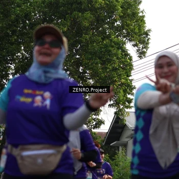Runner Photo 8233254
