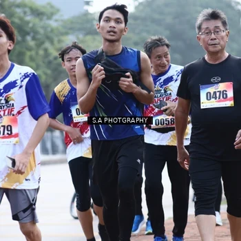Runner Photo 8233261