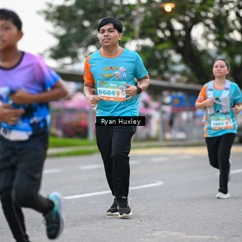 Runner Photo 8233270