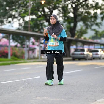 Runner Photo 8233271