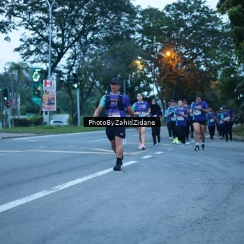 Runner Photo 8233290