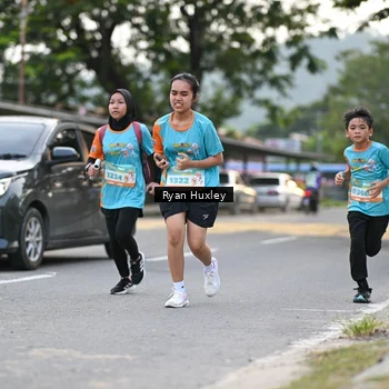 Runner Photo 8233291
