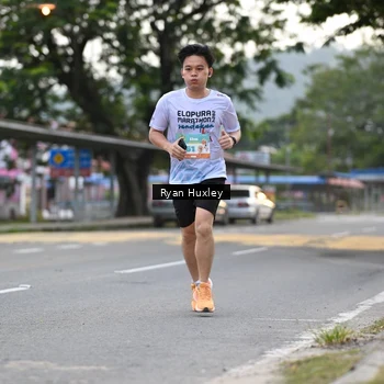 Runner Photo 8233296