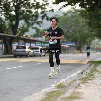 Runner Photo 8233302
