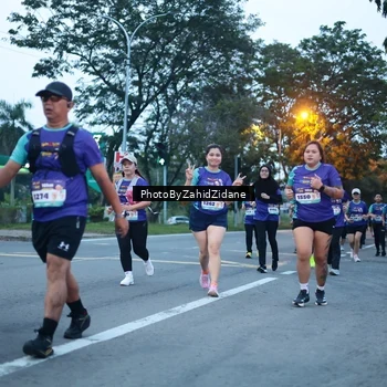 Runner Photo 8233306
