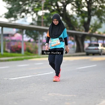 Runner Photo 8233314