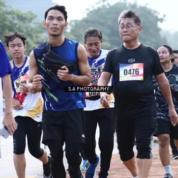 Runner Photo 8233316