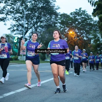 Runner Photo 8233336