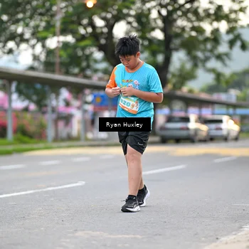 Runner Photo 8233354