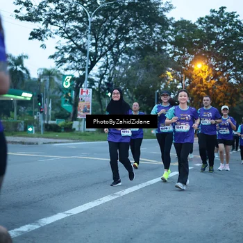 Runner Photo 8233363
