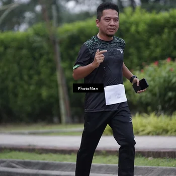Runner Photo 8233388
