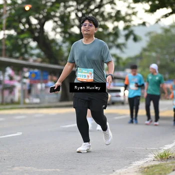 Runner Photo 8233391