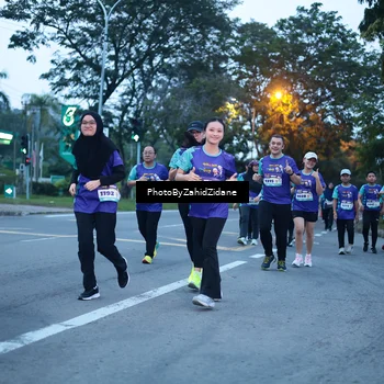 Runner Photo 8233392