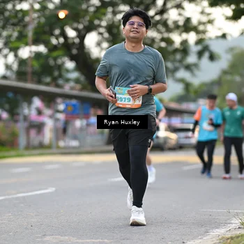Runner Photo 8233393