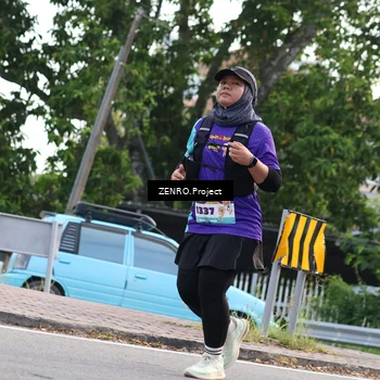 Runner Photo 8233400