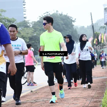 Runner Photo 8233416